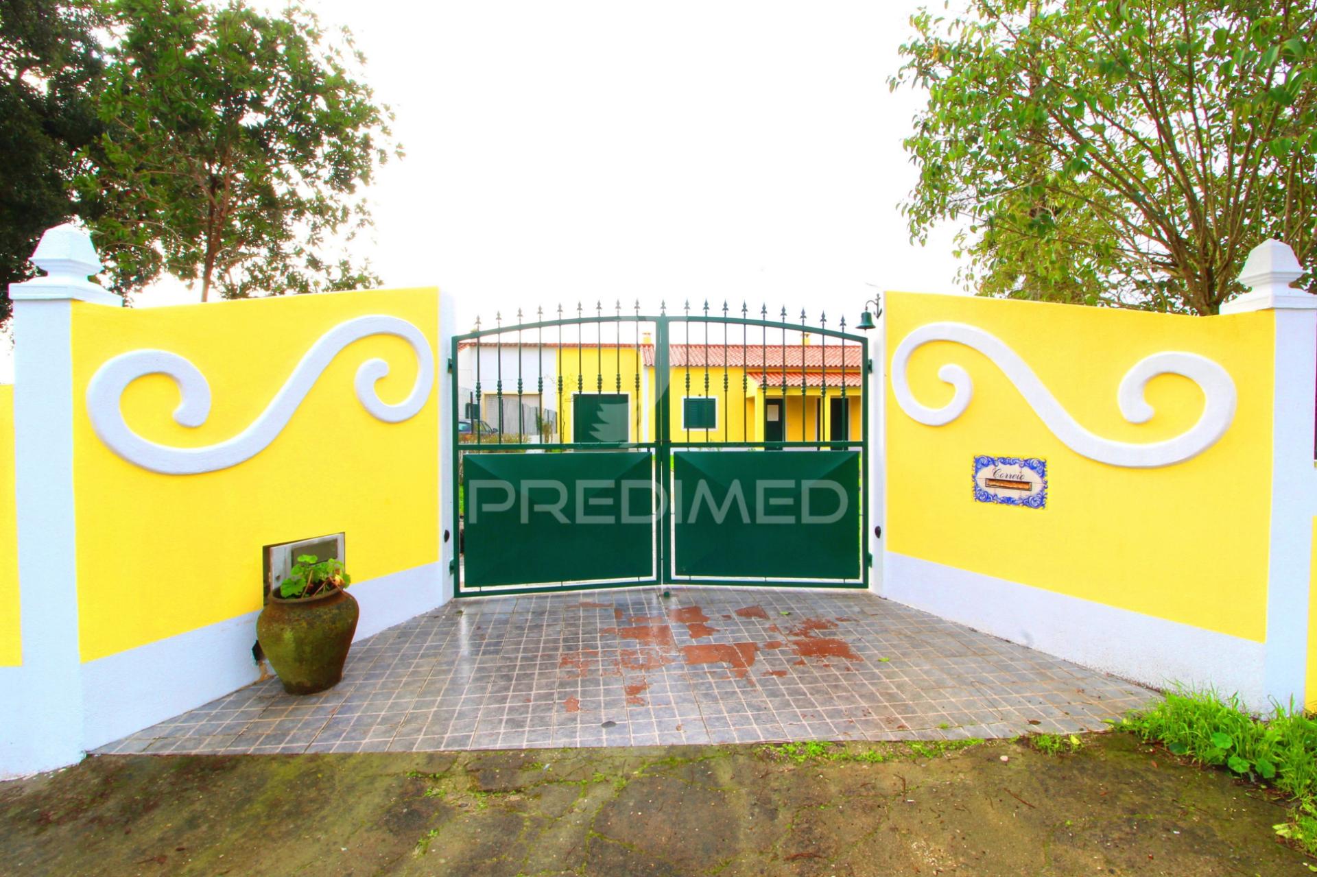 Moradia t3 com piscina