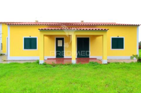 Moradia t3 com piscina