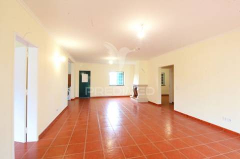 Moradia t3 com piscina