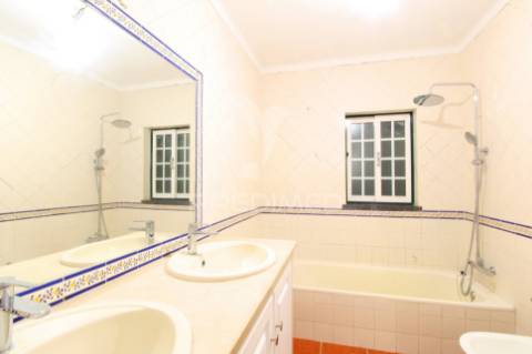 Moradia t3 com piscina