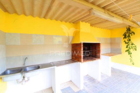 Moradia t3 com piscina