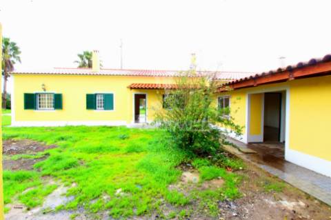 Moradia t3 com piscina