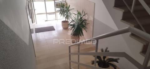 Apartamento t2 em samora correia