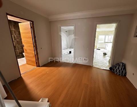 Apartamento t2 em samora correia