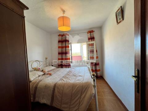 Moradia t4 em chãs , v.n. foz coa