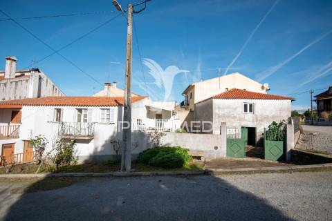 Moradia à venda em sequeiros, concelho da mêda – apenas 42.000 €
