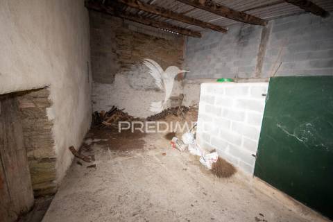 Moradia à venda em sequeiros, concelho da mêda – apenas 42.000 €