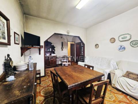 Moradia t3  independente