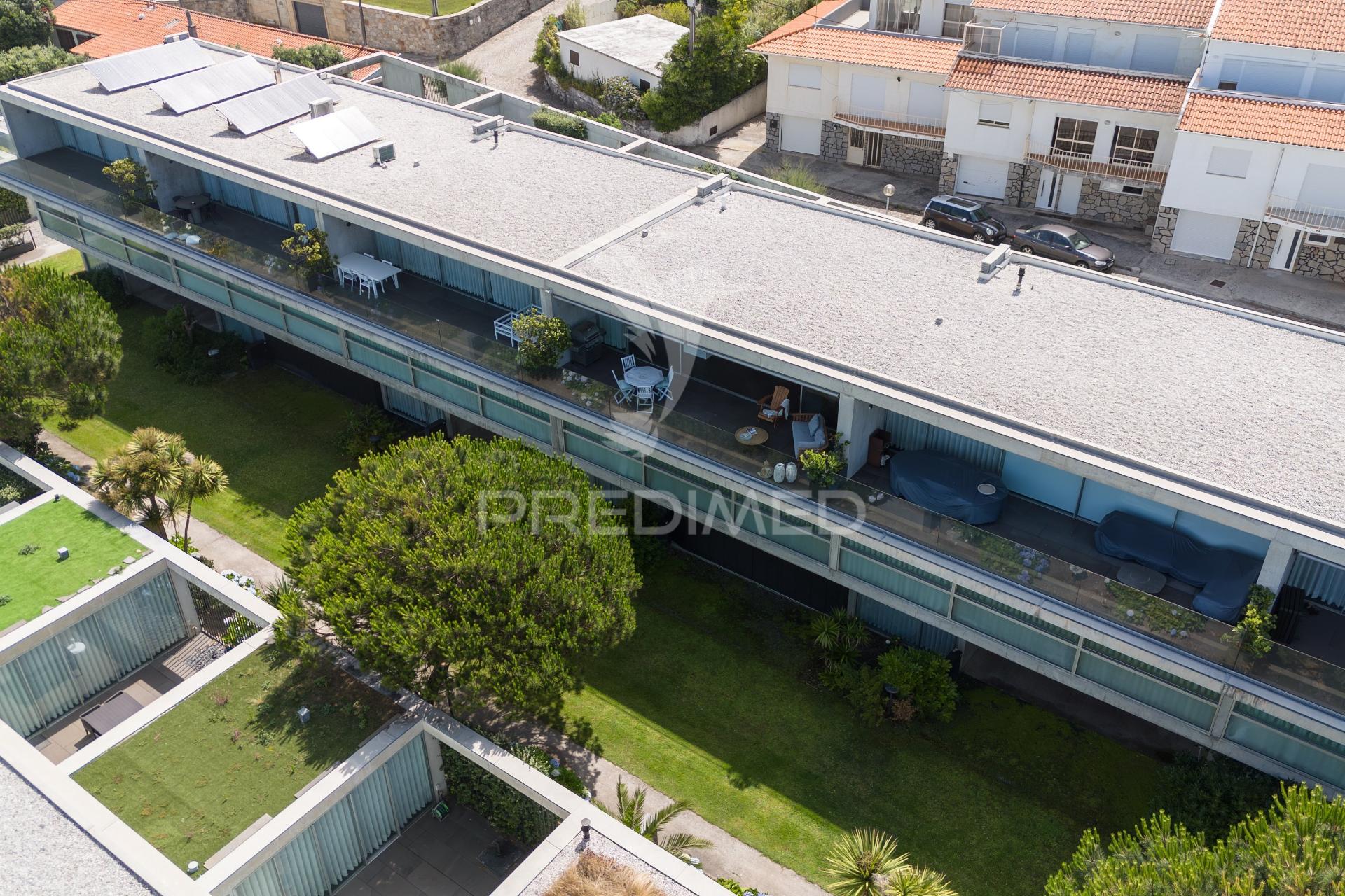 Moradia t3 de luxo em condomínio fechado | frente mar | praia de moledo