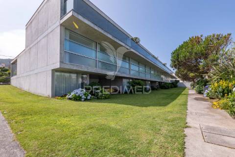 Moradia t3 de luxo em condomínio fechado | frente mar | praia de moledo