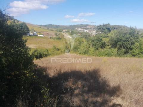 Terreno rústico em sobral monte agraço - santo quintino