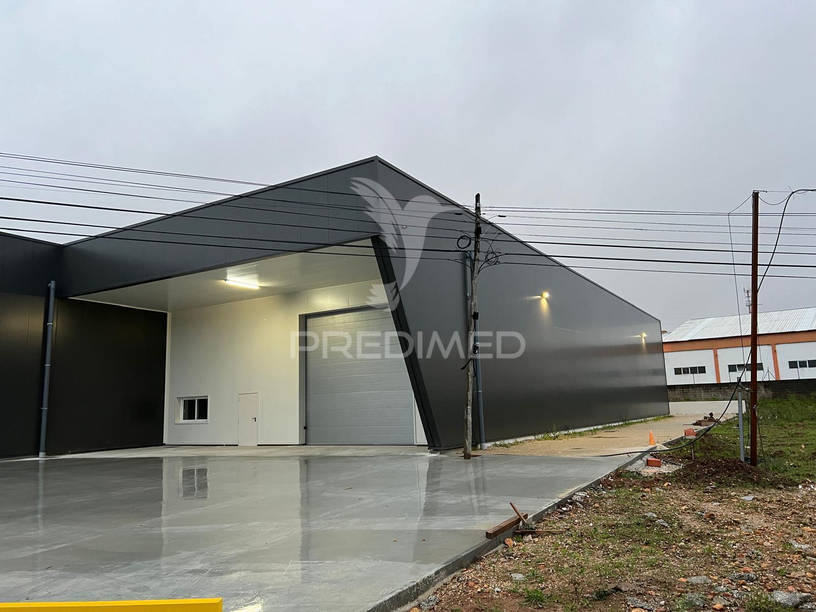 Armazém ou indústria águeda e borralha