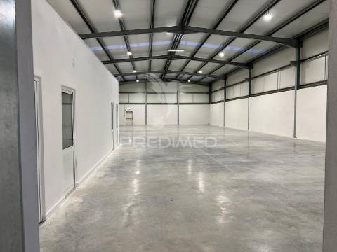 Armazém ou indústria águeda e borralha