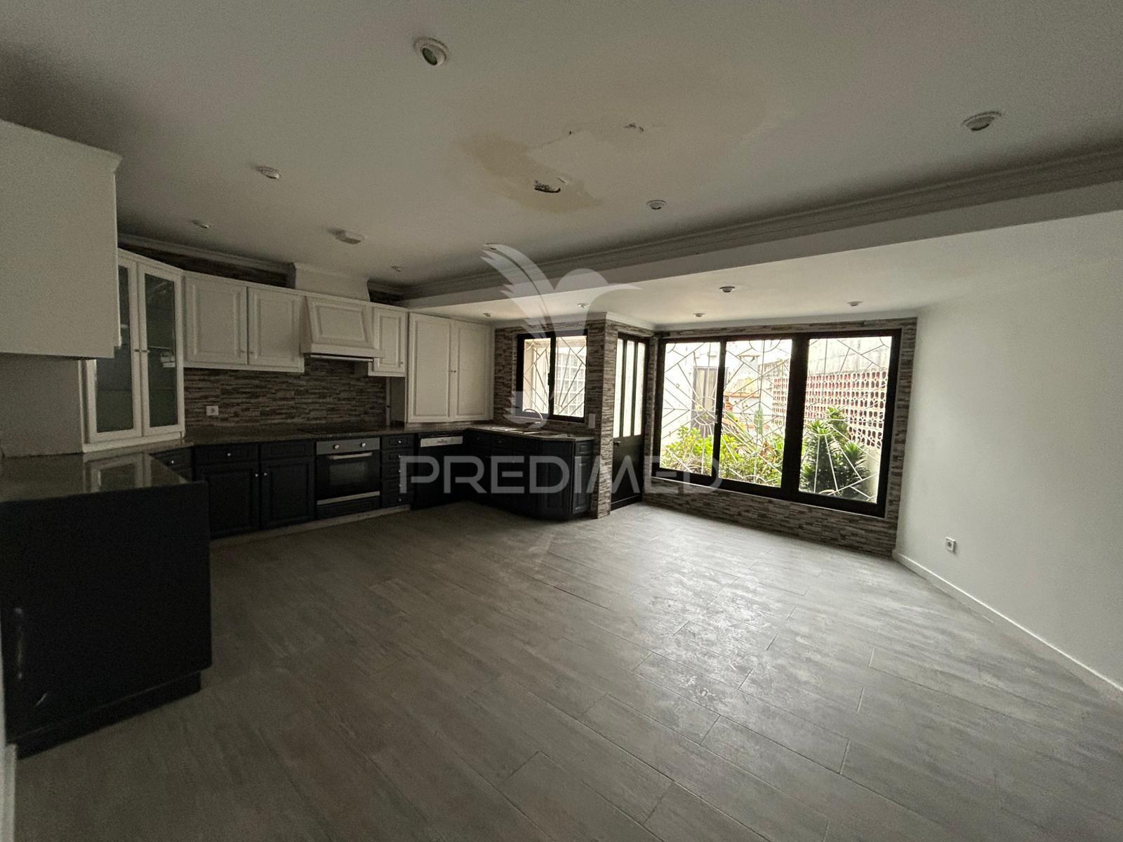 Moradia t4+1 no centro da gafanha da nazaré