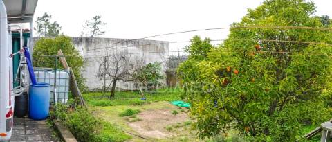 Moradia geminada v4, casais de revelhos – abrantes.