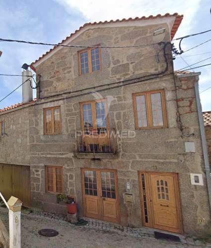 Moradia t2 orca/fundão