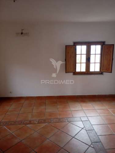 Moradia t2 orca/fundão