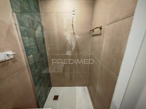 Estacionamento convertido em habitação