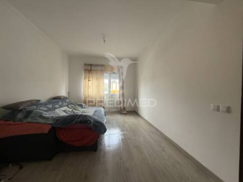 Apartamento t2 com 117 m² no centro do cartaxo