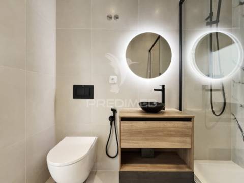 T3 totalmente renovado em lisboa - areeiro