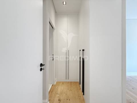 T3 totalmente renovado em lisboa - areeiro