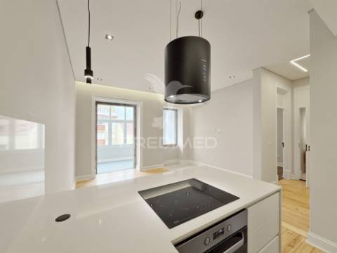 T3 totalmente renovado em lisboa - areeiro