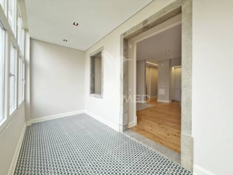 T3 totalmente renovado em lisboa - areeiro