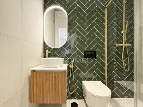 T3 totalmente renovado em lisboa - areeiro