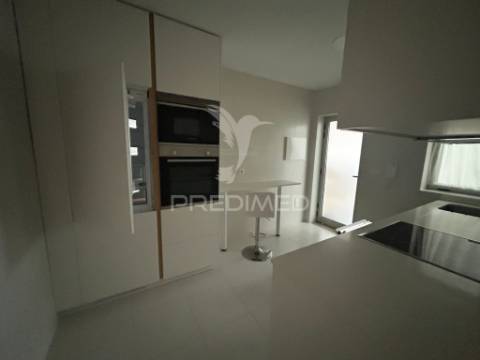 Apartamento t2 em esgueira