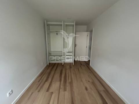 Apartamento t2 em esgueira