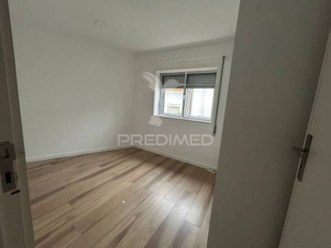 Apartamento t2 em esgueira