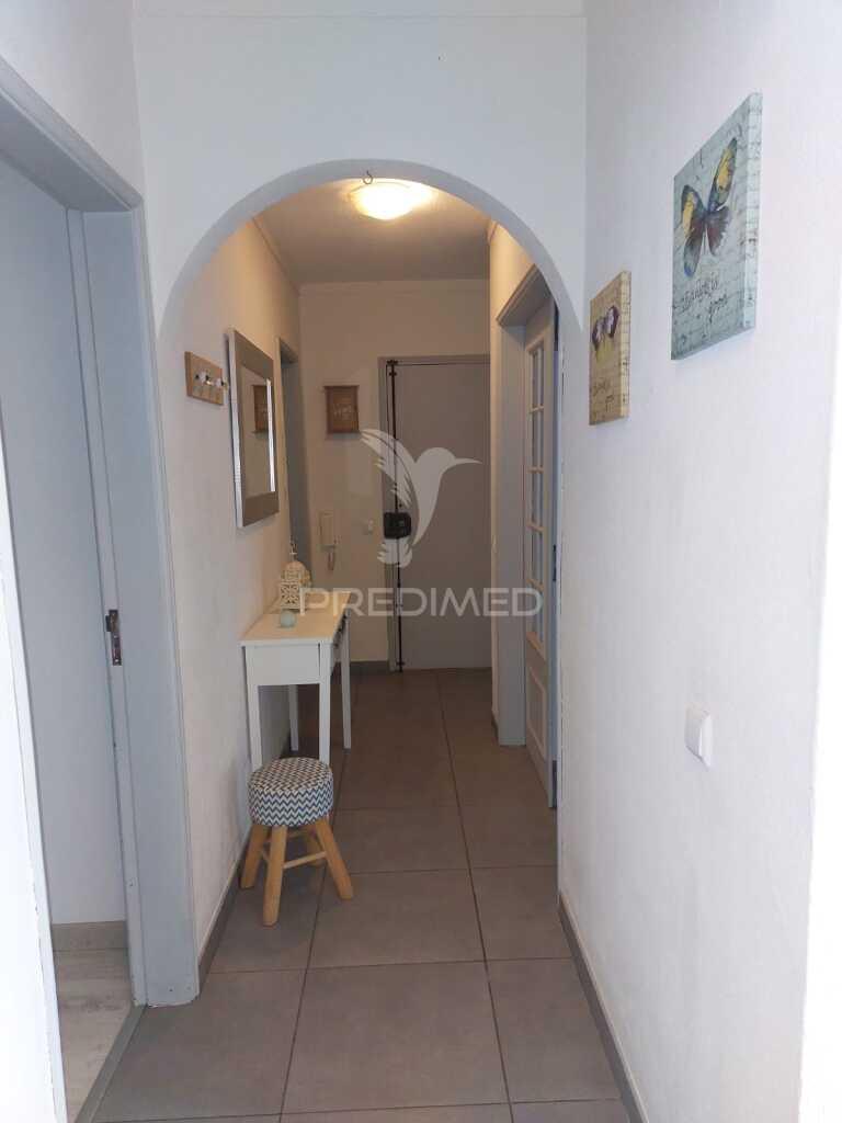 Algarve faro- apartamento t2  com varanda e vista mar