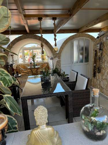 Penthouse exclusiva t2+2 com terraço privativo – no coração de albufeira