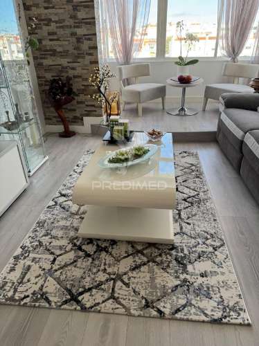 Penthouse exclusiva t2+2 com terraço privativo – no coração de albufeira