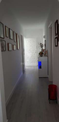 Penthouse exclusiva t2+2 com terraço privativo – no coração de albufeira