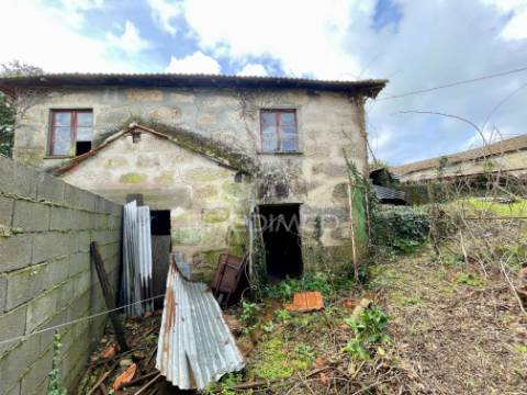 Casa de campo - para recuperação - lugar de reguengo - boim - lousada