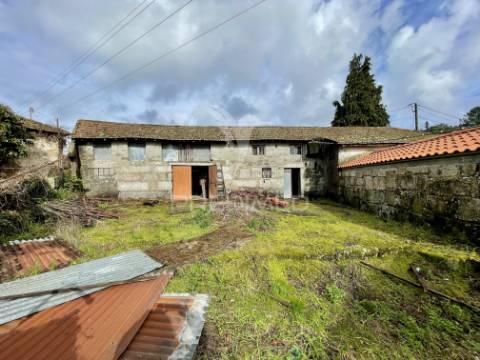 Casa de campo - para recuperação - lugar de reguengo - boim - lousada