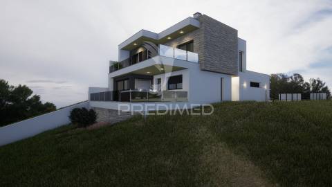 Terreno na lameira com projecto de construção