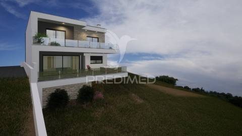 Terreno na lameira com projecto de construção