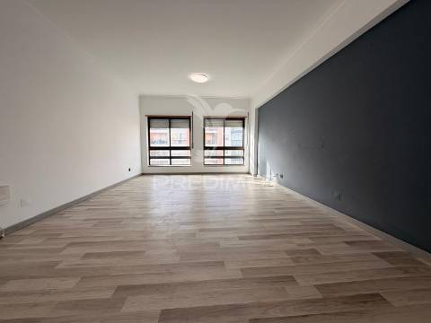 Apartamento t4 - monte belo norte - setúbal