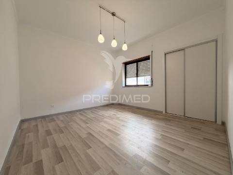 Apartamento t4 - monte belo norte - setúbal