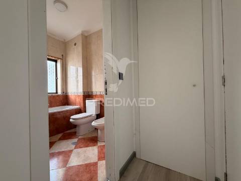 Apartamento t4 - monte belo norte - setúbal