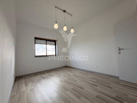 Apartamento t4 - monte belo norte - setúbal