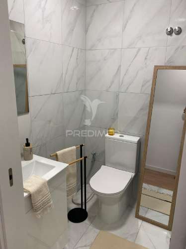 Apartamento t2 benfica, totalmente renovado!