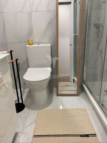 Apartamento t2 benfica, totalmente renovado!