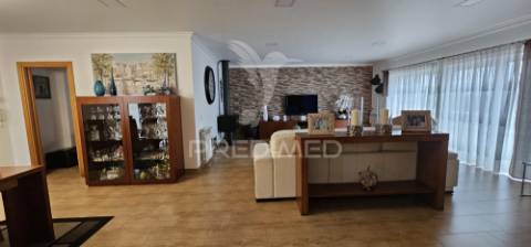 Moradia t4 vila magos