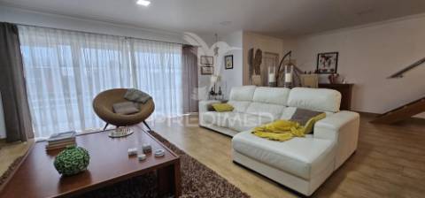 Moradia t4 vila magos