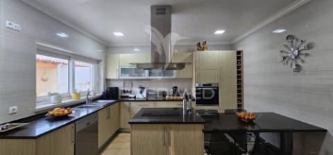 Moradia t4 vila magos