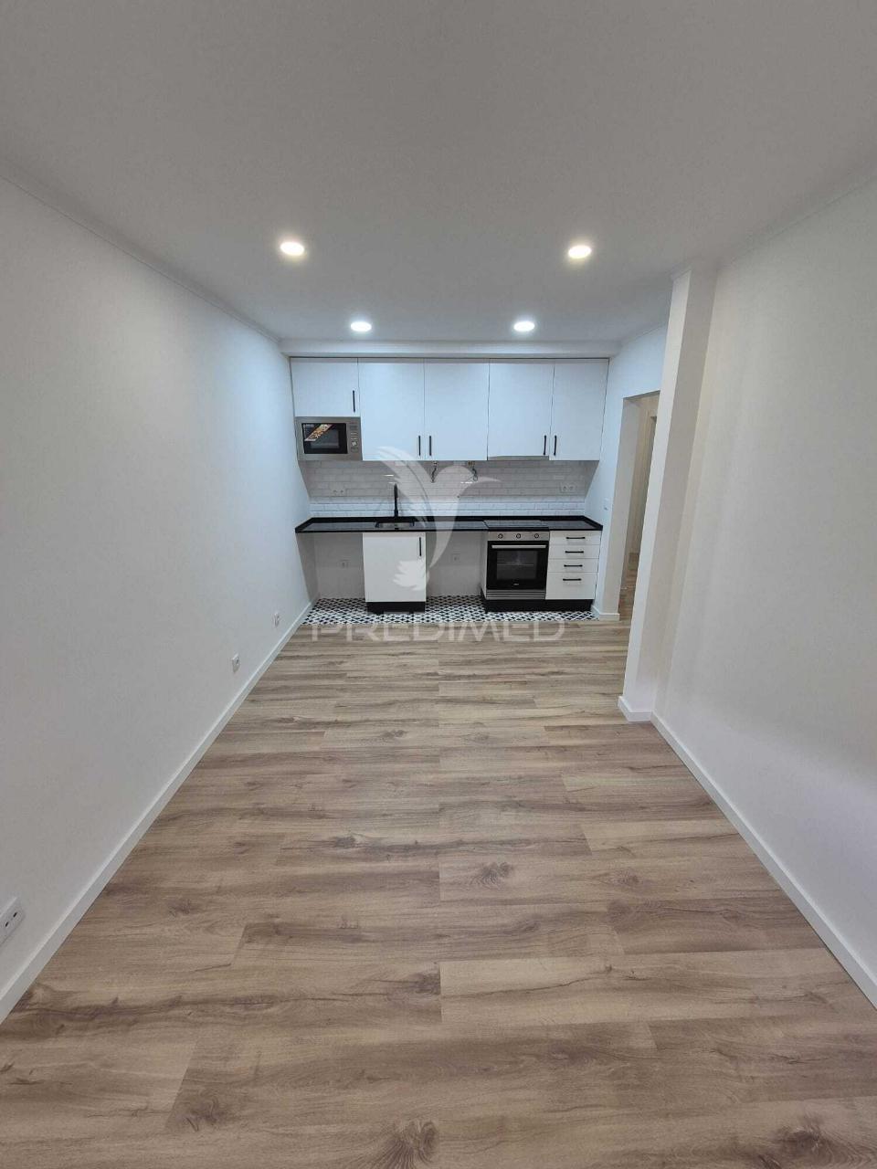 Apartamento completamente remodelado equipado  top