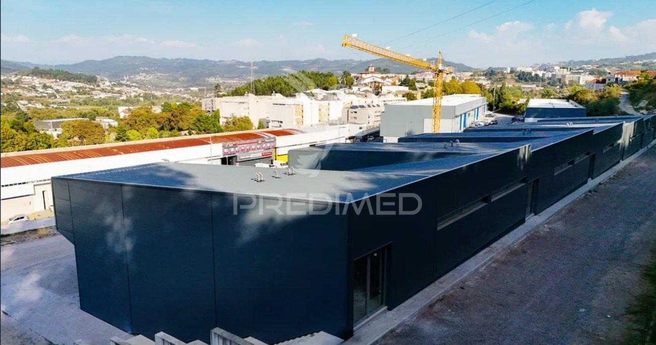 Armazém / loja para arrendamento em azurém – guimarães